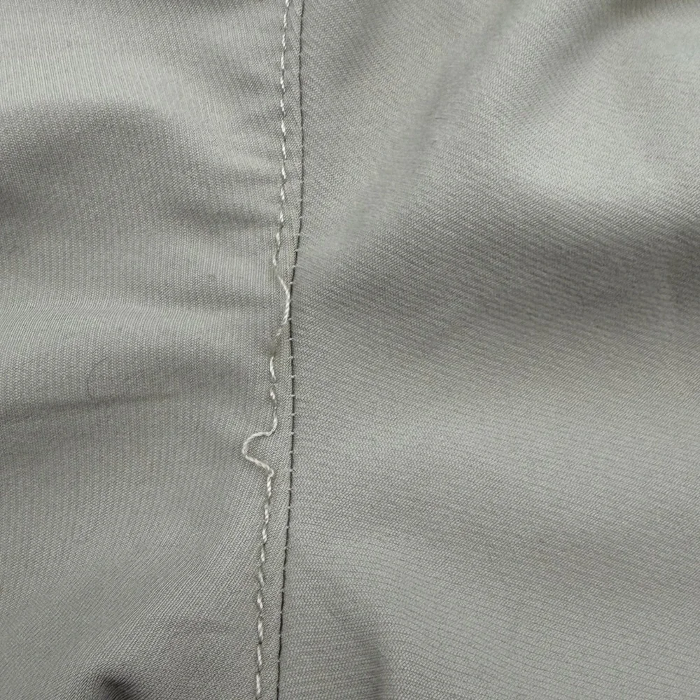 Under Armour Mens HeatGear Golf Shorts Tan Khaki‎ Loose Fit Size 38 RN 96510